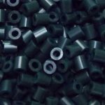 画像2: 【入荷未定】フューズビーズ ミドル（5mm）ダークフォレストグリーン 1000粒 R93 (2)